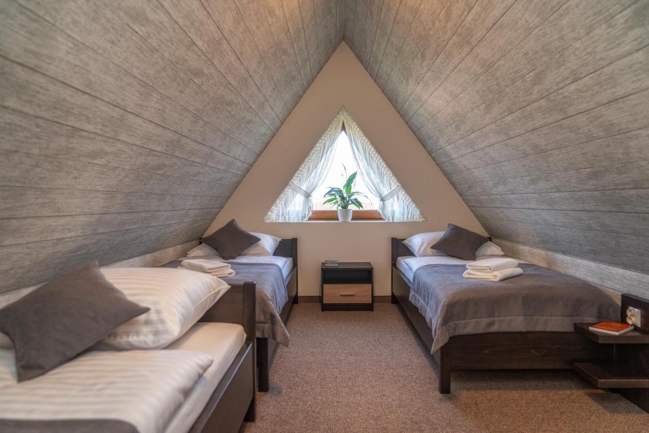 Apartamenty "Goralskie Katy" Agroturystyka Szaflary Esterno foto