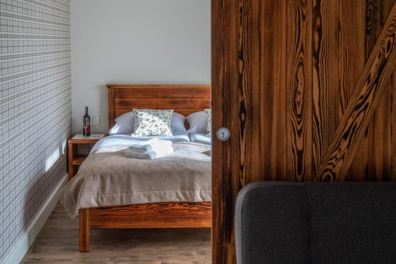 Apartamenty "Goralskie Katy" Agroturystyka Szaflary Esterno foto