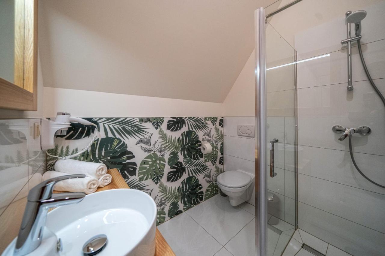 Apartamenty "Goralskie Katy" Agroturystyka Szaflary Esterno foto